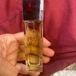 Gucci perfume